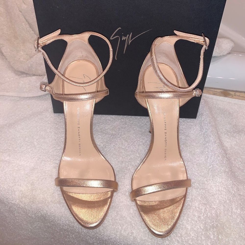 Giuseppe Zanotti Coline metallic leather sandals